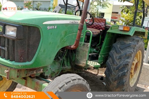 Jonh Deere 5055 E 2WD Tractor 2013